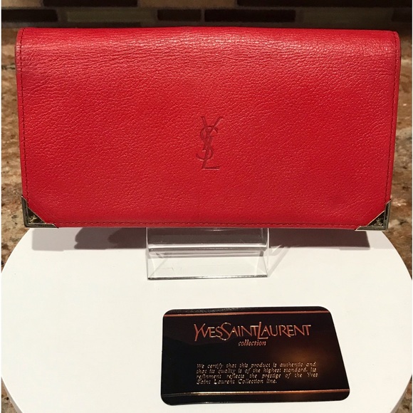 YSL Saint Laurent Kiss Lock Leather Wallet β€οΈπ₯π - Picture 3 of 17